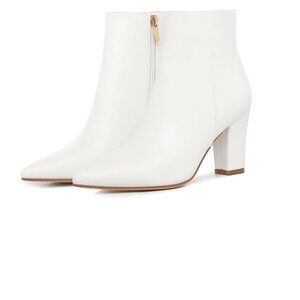 NIB. Chunky  Heel Ankle Boots w/inside Zipper. White. Size 8.